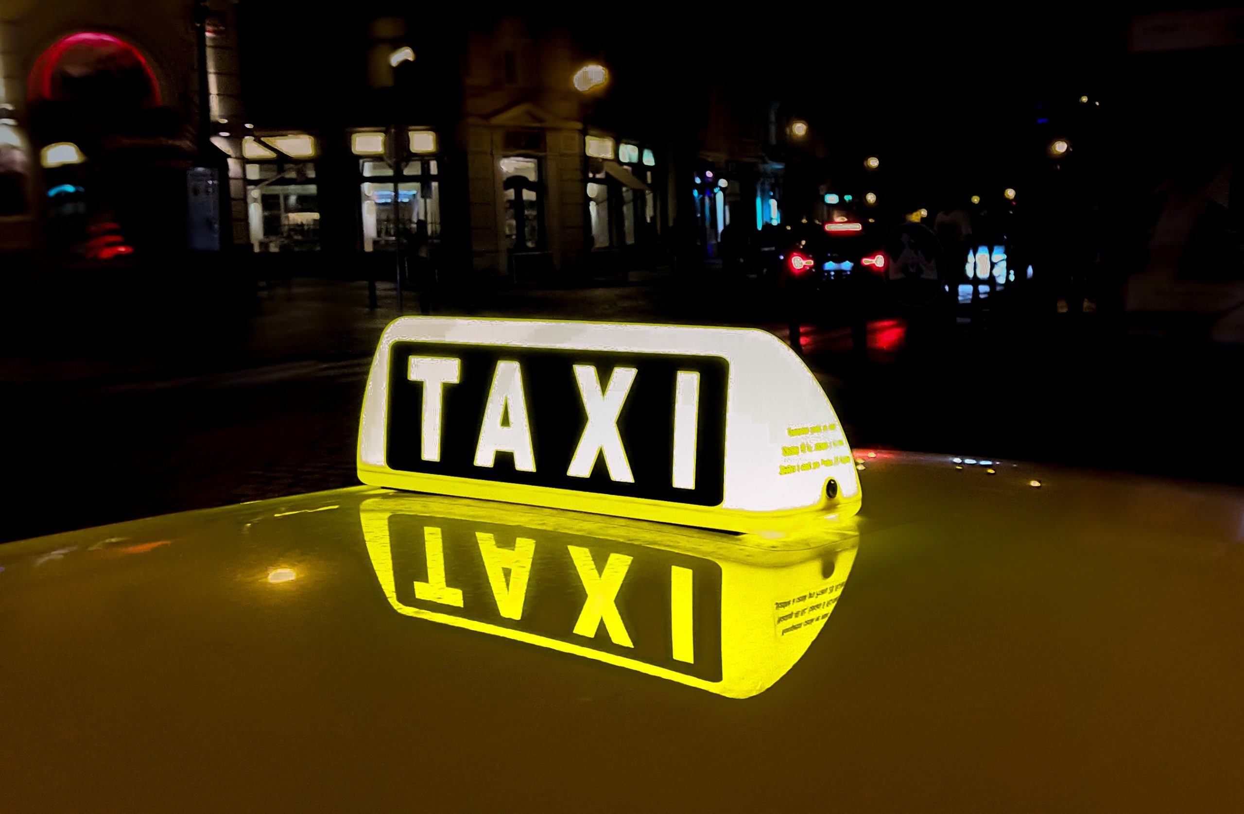Taxipaskeuring DokFrok